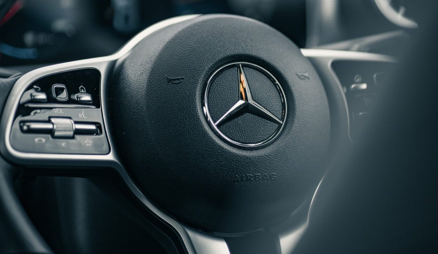 You are currently viewing Mercedes-Benz Surges Forward with Brand-New Electric Vehicle