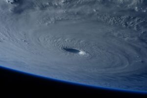 Read more about the article Hurricane Dora Pushes Past Hawaiian Islands